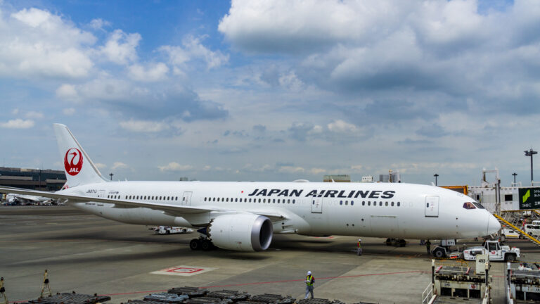 【搭乗記】jal Sky Widerは広かった！jl723 成田→クアラルンプール エコノミークラス Tekito Miler