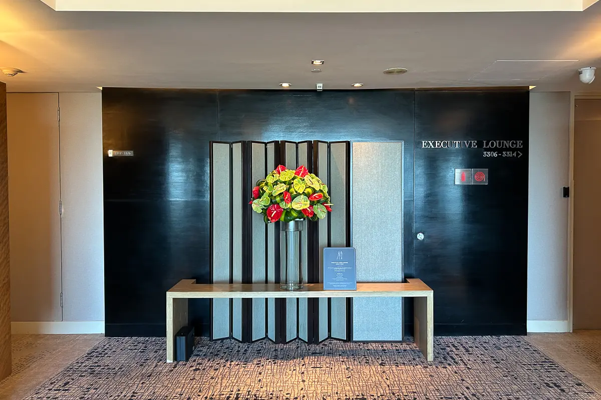 ヒルトンクアラルンプールのエグゼクティブラウンジのエレベーターホール