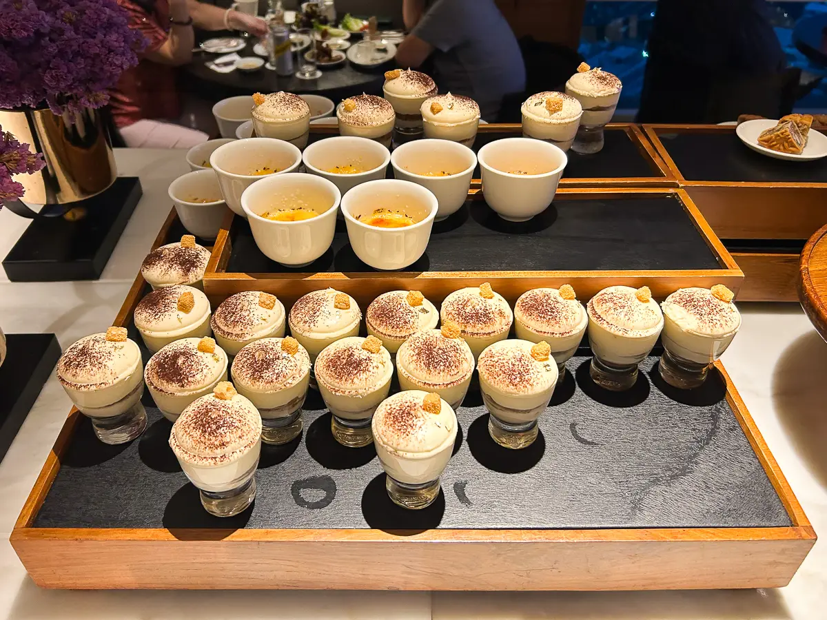 イブニングカクテルのスイーツ