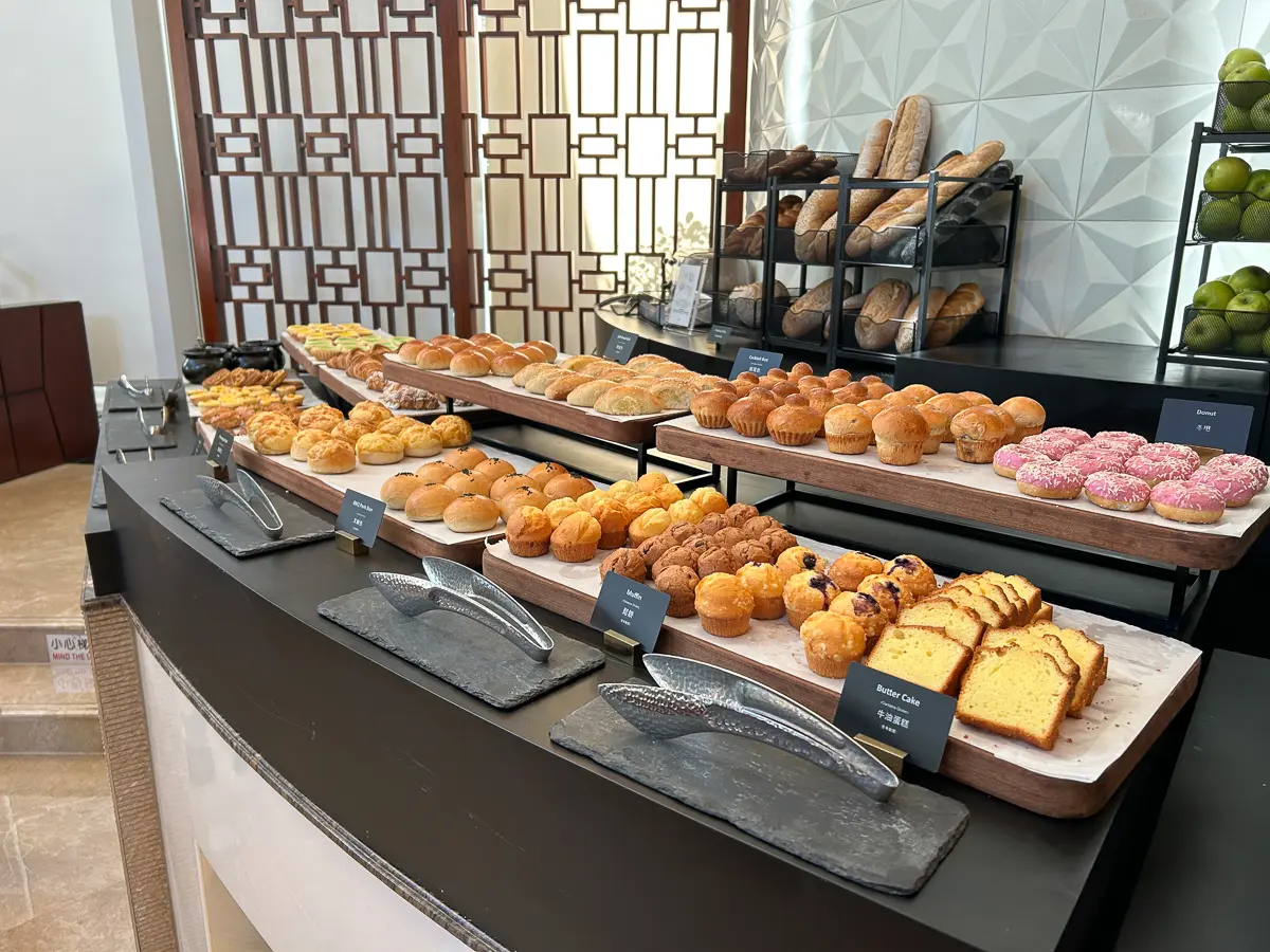 朝食ビュッフェ