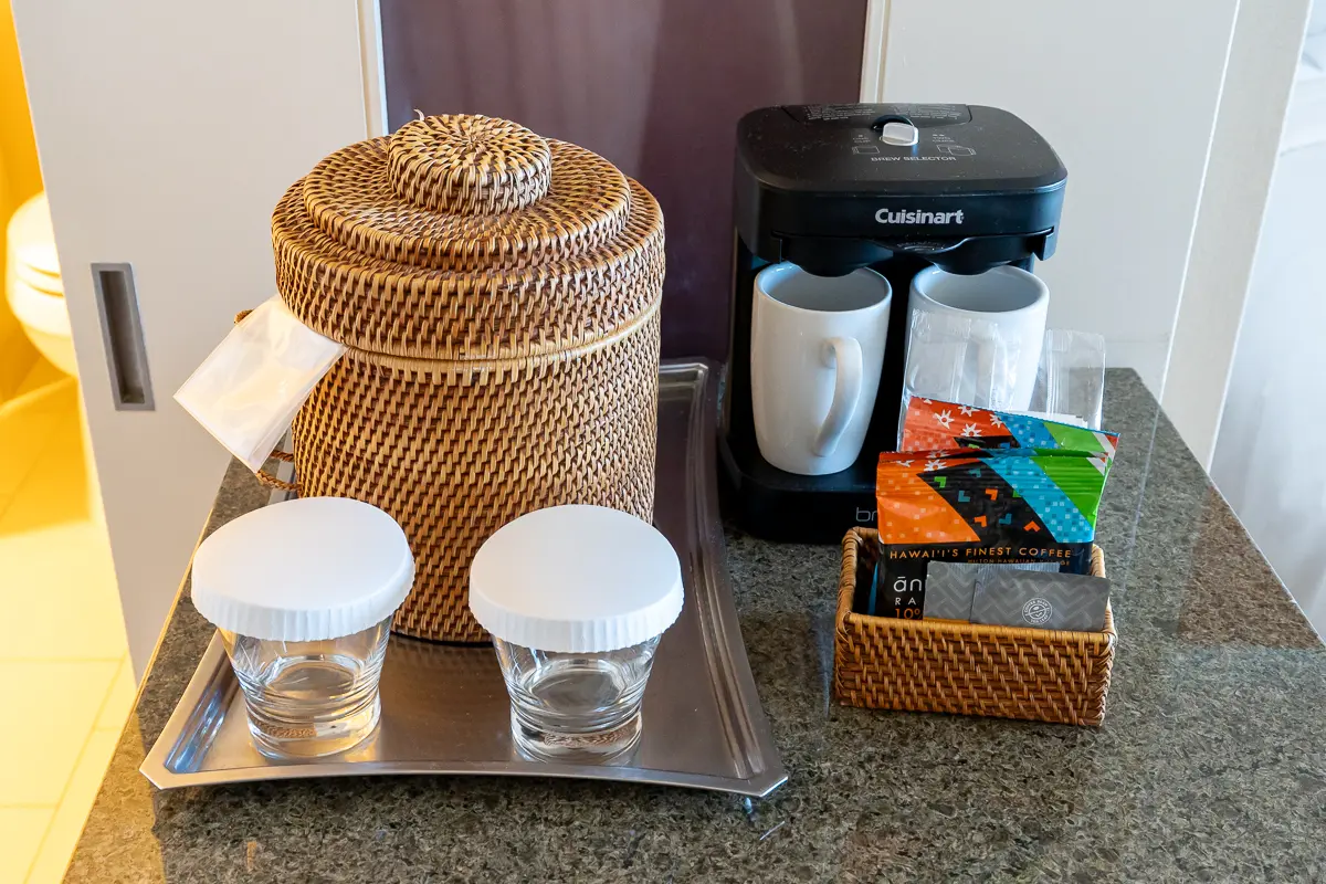 レインボータワーのミニバー