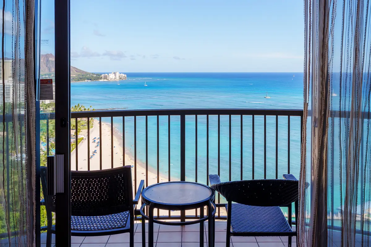 レインボータワーのバルコニー